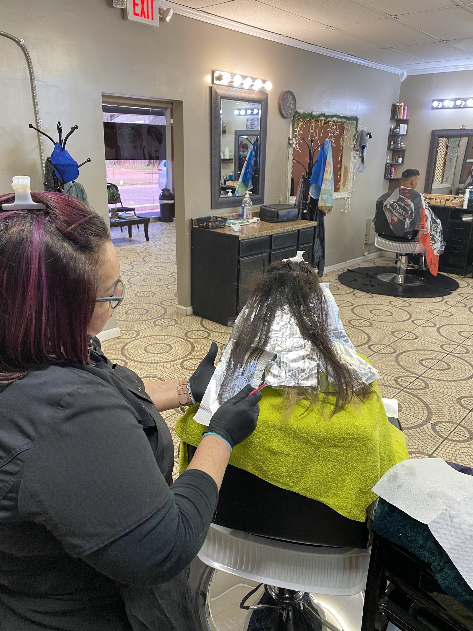 Color service at the salon side